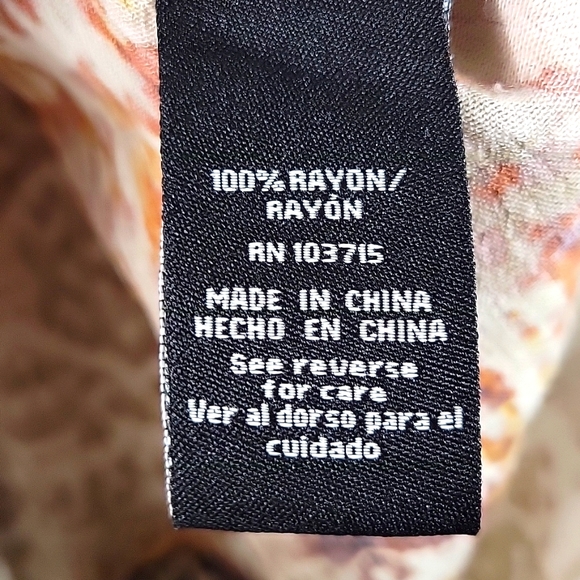 Zac&Rachel Pattern Print Button Top w Long Sleeves and tie dye Hemline Size 1X - Picture 7 of 8